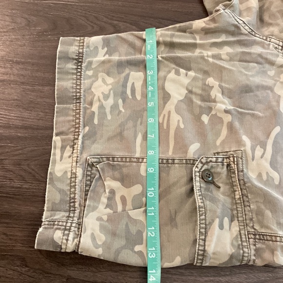 Levis Strauss Camouflage Cargo Shorts Mens Size 36 Camo Signature. - Picture 7 of 9